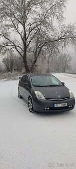 Toyota Prius - 1
