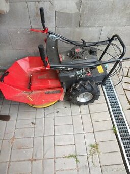 Bubnova sekacka Vari