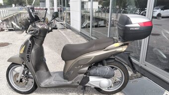 Honda SH 150(2004)