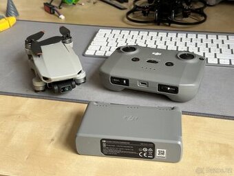 Dron DJI mini 2 Fly more combo