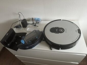 Robotický vysavač ETA - vysává i mopuje