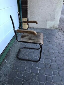 Židle -z ohýbaných trubek