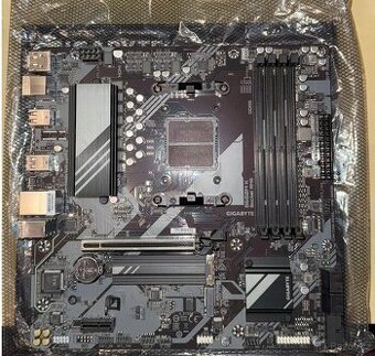 Set PC komponent – Ryzen 5 7600X, DDR5, SSD, chladič, deska
