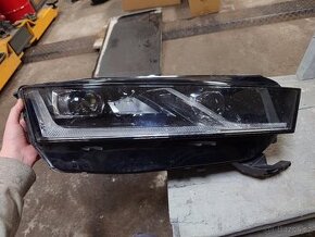 Pravý full led Škoda Octavia IV.