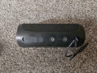 JBL flip 4