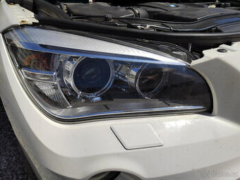BMW X1, přední světla,2013,xenon origo. BMW