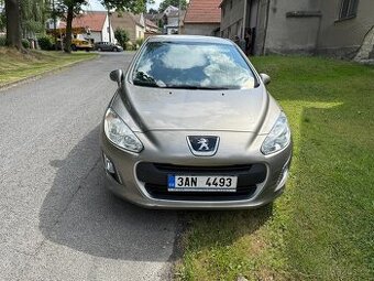 Peugeot 308 1.4 VTi (72 kW), r. 2013, 66 000 km – spolehlivý