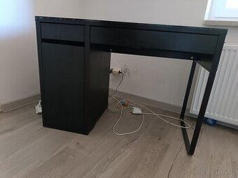 Stůl IKEA
