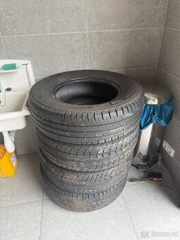 MICHELIN PNEU 4KS 215/75 R 16 C LETNÍ VZOREK 80%