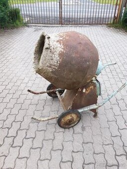 Míchačka na beton