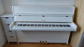 piano Petrof 105