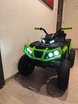 Dětská elektrická čtyřkolka