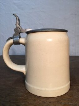 Mettlach kameninový korbel  s cínovým deklem, cejchován - 1