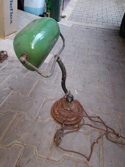 Prodám stolní lampu