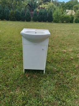 Prodám skříňku pod umyvadlo včetně umyvadla