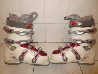 DÁMSKÉ LYŽÁKY HEAD DREAM THANG VEL. 40