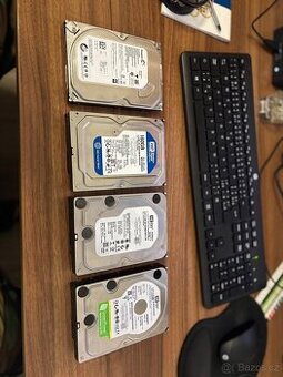 3× HDD 500 GB – Seagate + WD