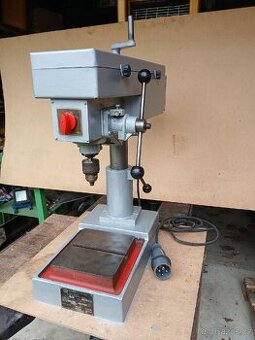 Stolní vrtačka zánovní