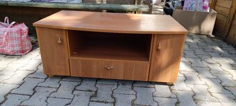 TV stolek stůl pod TV