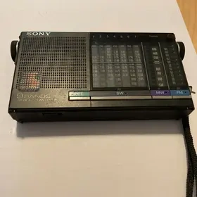 Tranzistorové rádio Sony ICF-4900