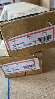 Prodam 100ks sroub M8x300 Zn.Cr3