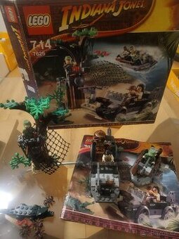 Prodam Lego Indiana Jones 7625