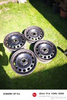 Plechové disky R16 5x112 ET 50, středová díra 57,1mm.