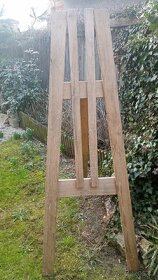 Malířský stojan dřevěný