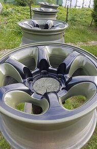 Alu disky Mitsubishi rozteč 6x139.7 a pneu 32x11.5 R15