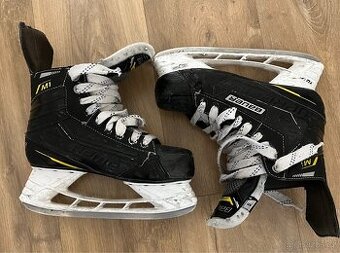 Dětské hokejové brusle Bauer Supreme 5D