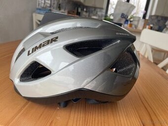 Nova cyklisticka helma Limar Air Stratos, L