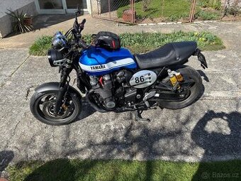 Yamaha XJR 1300