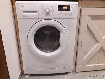 Nabízím k prodeji Beko pračku třídy A++ 6 kg prádla 1200 ota