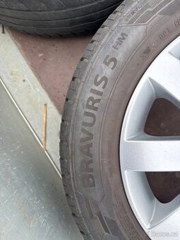 Pneu 195/60 R15