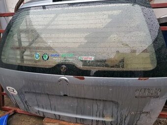 5 dvere,Viko kufru skoda octavia 1 kombi