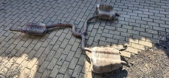 Vyfuk vw passat 3c b6 2.0 tdi 103 kw CBA 4motion