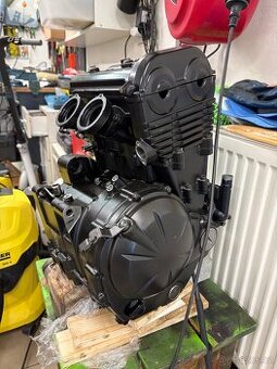 Kawasaki er6f motor nepojizdny