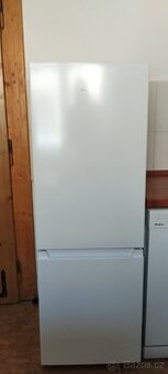 Prodám lednici s mrazničkou