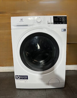Kombinovaná pračka se sušičkou Electrolux 7/4kg