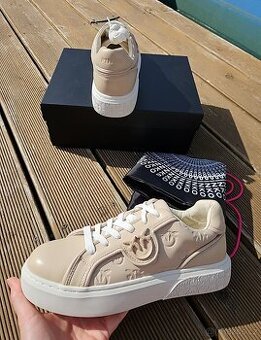 Pinko kožené sneakers vel.40 nové original