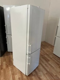 Lednice s mrazákem Liebherr (207)