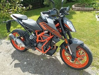 KTM Duke 125