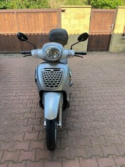 Aprilia Scarabeo 200 i.e