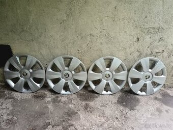 Originál poklice škoda fabia r 15