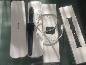 Apple Watch SE 2 (2gn.) smart hodinky