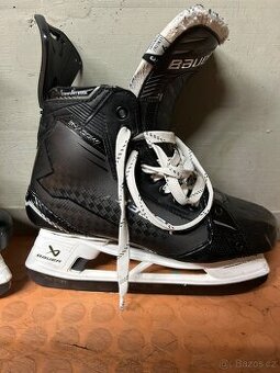 Hokejové brusle Brusle Bauer Supreme Shadow | Senior