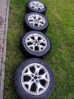 Alu kola ford kuga
