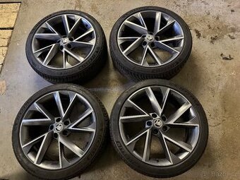Zimní ALU sada Superb Vega 5x112 r19 ET44 Michelin