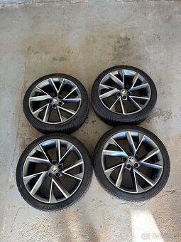 Zimní ALU sada Superb Vega 5x112 r19 ET44 Michelin