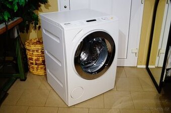 Pračka Miele softtronic W 4144, 1400 otáček na 7 kg